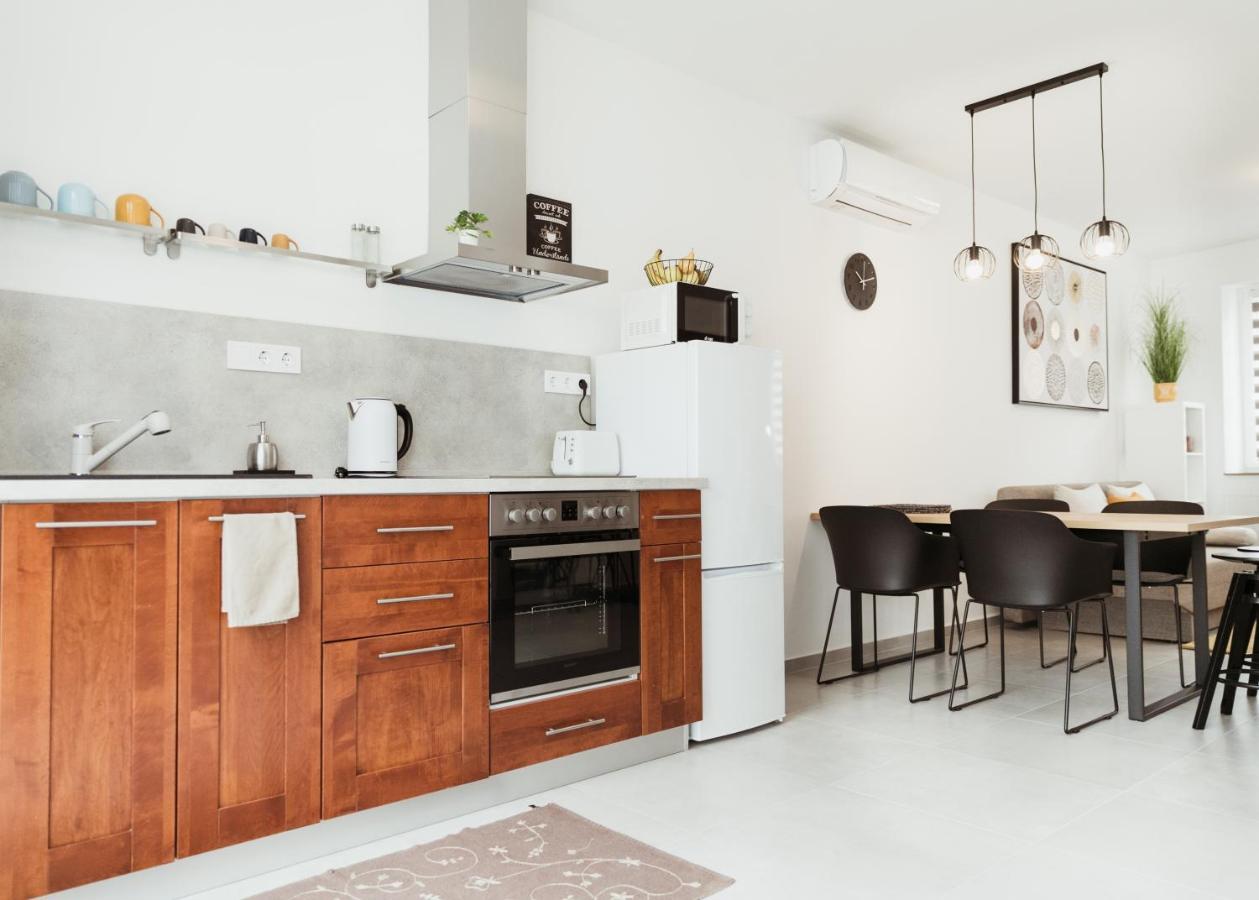 Major11 Apartman - Zsolnay Negyed Pecs Exterior photo